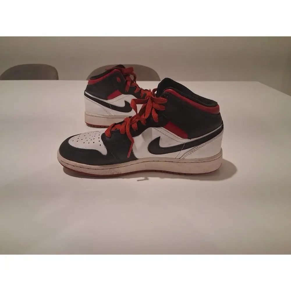 Nike these jordan kids